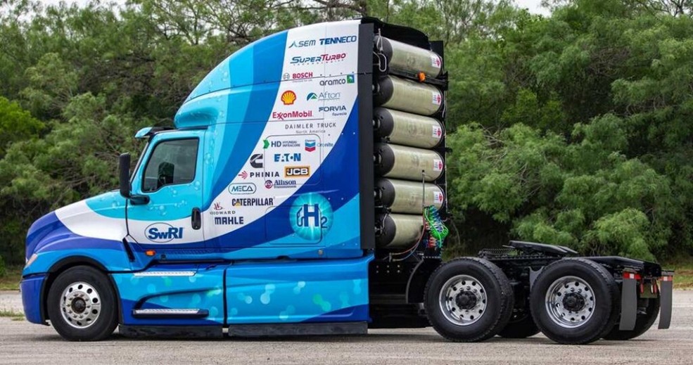 Fueling the Future: Hydrogen in Heavy-Duty Trucking